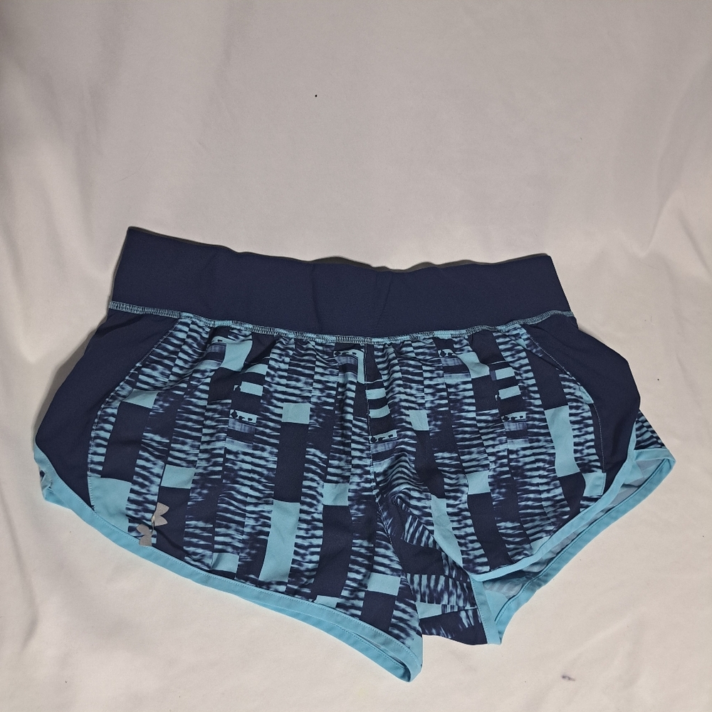 Womens‎ Under Armour Fitted Speedpocket Shorts Blue Geometric Size L
